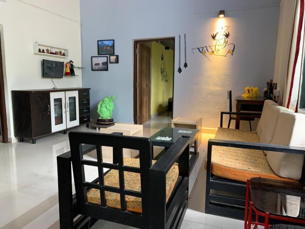 Sukant Homestay, Palu, Murbād Εξωτερικό φωτογραφία